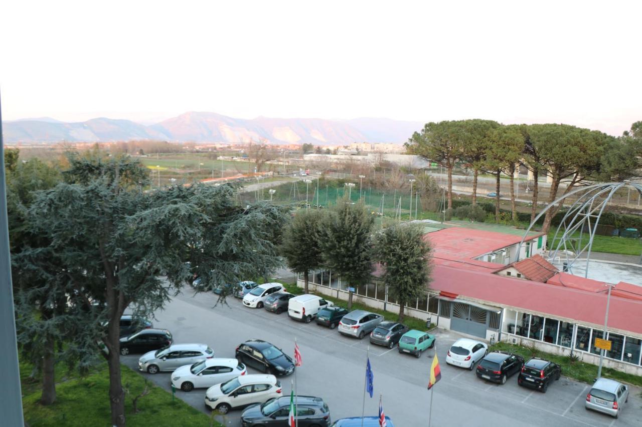 Hotel Quadrifoglio Castello di Cisterna Esterno foto
